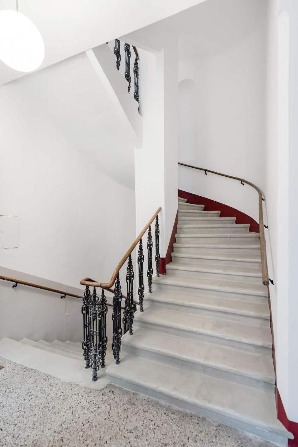 ⍟Luxurious And Bright⍟ 5 Min Walk To City Center Apartment เวียนนา ภายนอก รูปภาพ