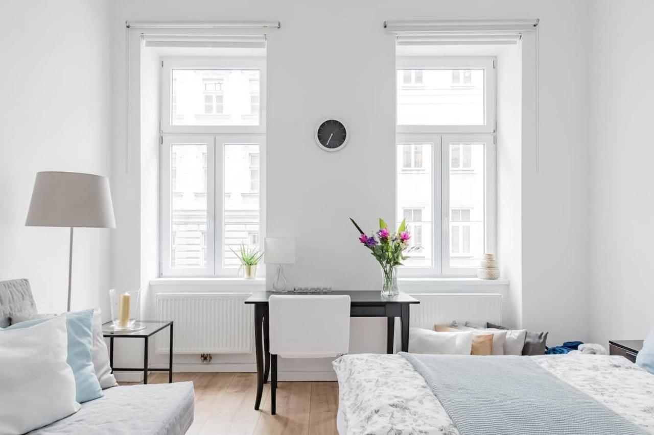 ⍟Luxurious And Bright⍟ 5 Min Walk To City Center Apartment เวียนนา ภายนอก รูปภาพ