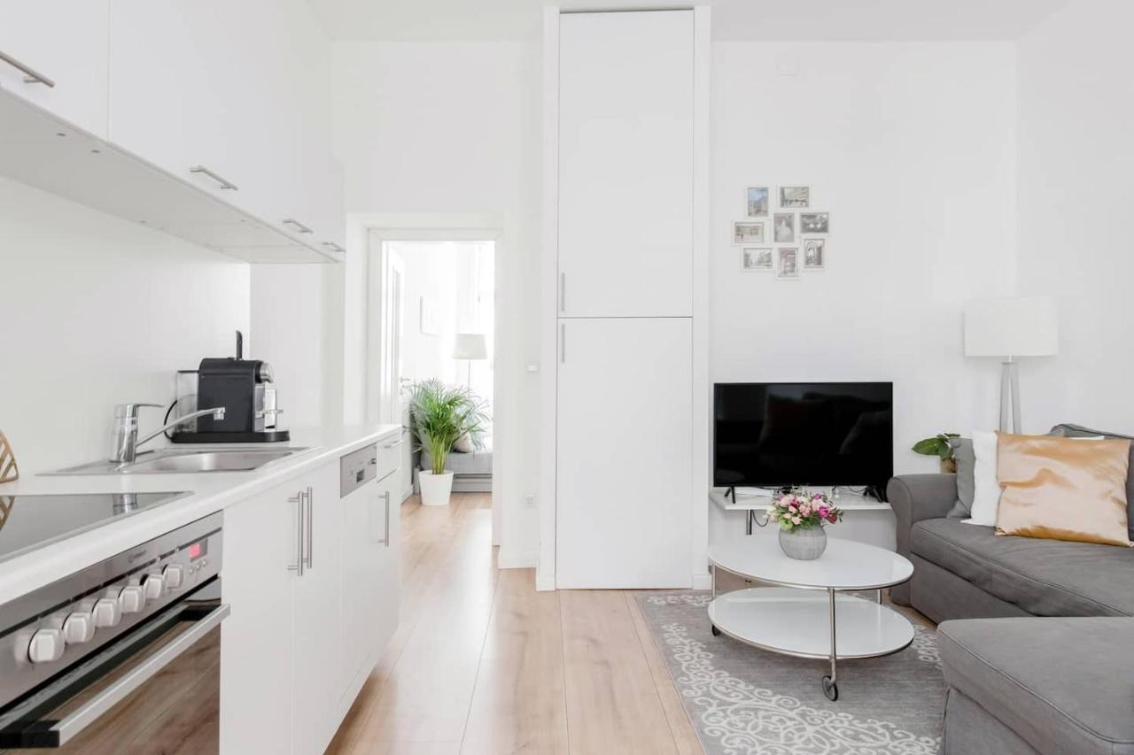 ⍟Luxurious And Bright⍟ 5 Min Walk To City Center Apartment เวียนนา ภายนอก รูปภาพ